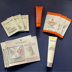 Brightening + Hydrating: 11 items skincare set
